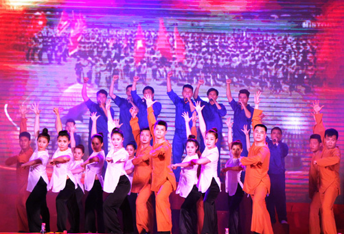 Thanh niên không chỉ tự hào mà còn phải hành động